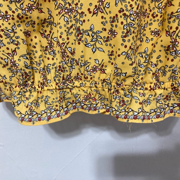 Max Studio floral blouse - Picture 5 of 5